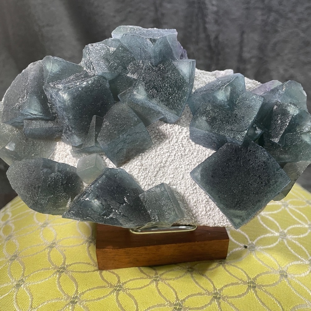 1” cubic formation MORANDI FLUORITE AMAZING GREEN - quartz matrix 6”x5”x3”